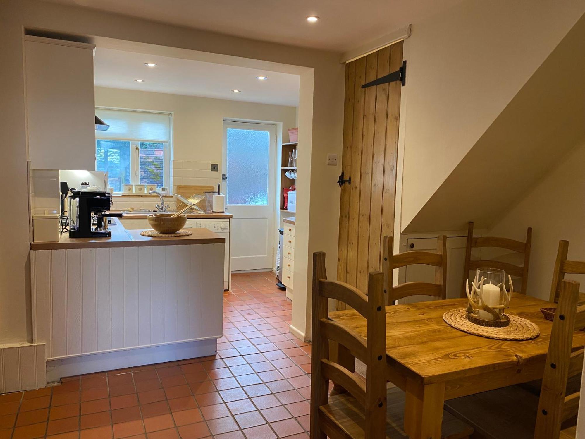 A Charming And Stylish Country Cottage. Хънгърфорд Екстериор снимка